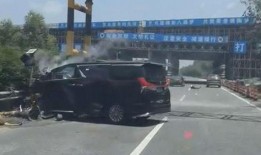 德阳车祸爆料新闻最新消息,悲剧现场细节披露，调查结果即将公布